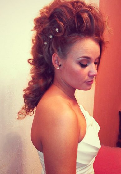 Прическа на свадьбу А16670 - Парикмахер-стилист Анастасия Глотова