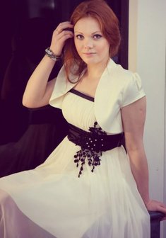 Вечернее платье С44744. С пышной юбкой, короткое без шлейфа.